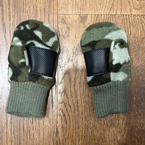 Baby Boy Fleece Mittens